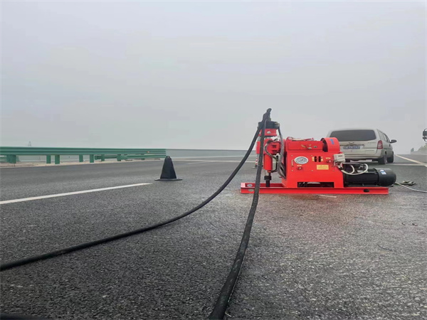 高青马路路基路面开裂下沉注浆加固灌浆